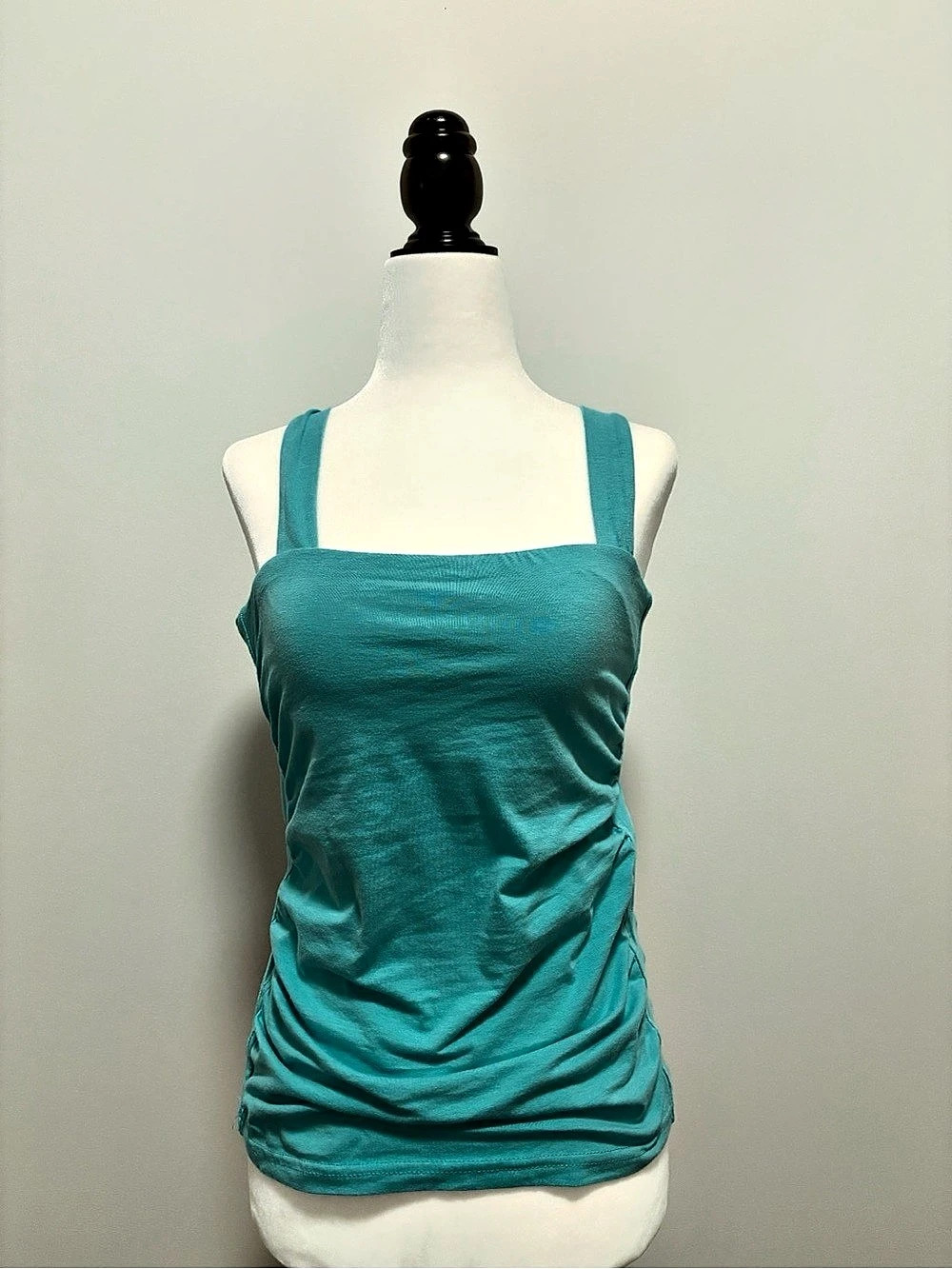 Ruched Tank Top in Blue Size Medium W Built in Bra